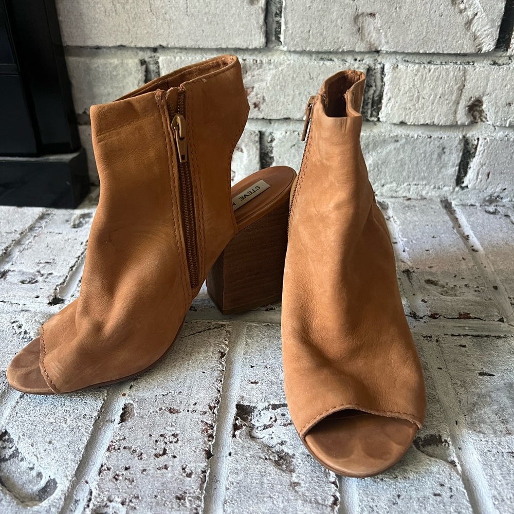 Steve Madden Brown Peep-Toe Heeled Boots